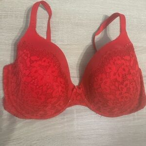 Victorias Secret Red Lace Perfect Shape Bra. Size 36DDD.